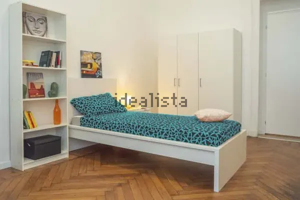 Stanza singola in San Donato, foto 2 di 9