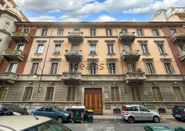 Appartamento in Cit Turin, foto 2 di 37