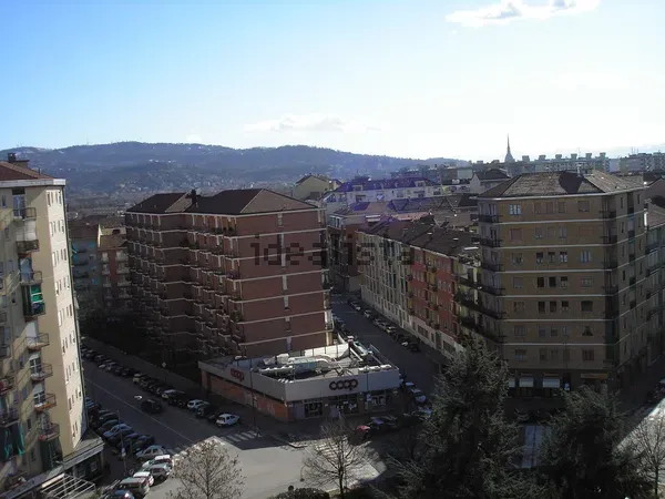 Appartamento in Barriera di Milano, foto 2 di 23