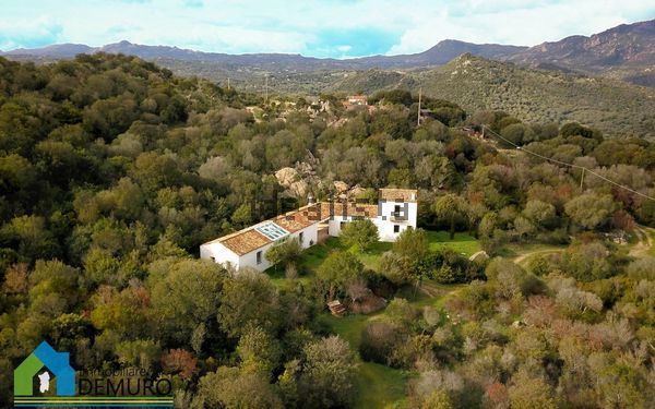 Villa in raica s.n.c, Mannazzu - San Vittore, Olbia
