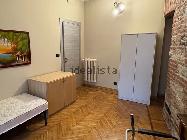 Stanza singola in San Salvario, foto 3 di 6