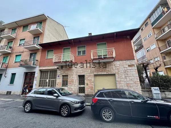 Stanza singola in Barriera di Milano