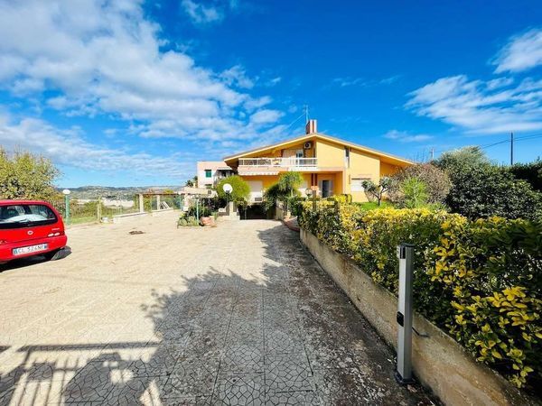 Villa in Ss115, Campagna, Noto — image 3