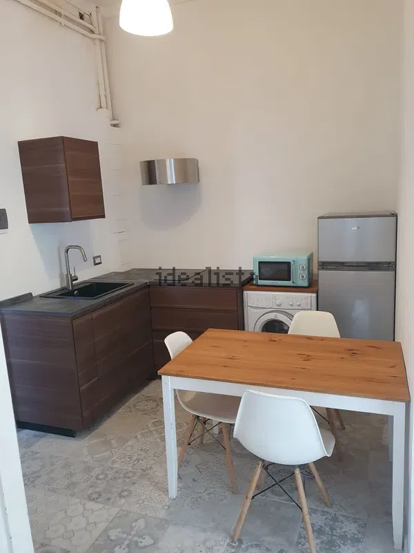 Stanza singola in Madonna del Pilone, foto 5 di 7