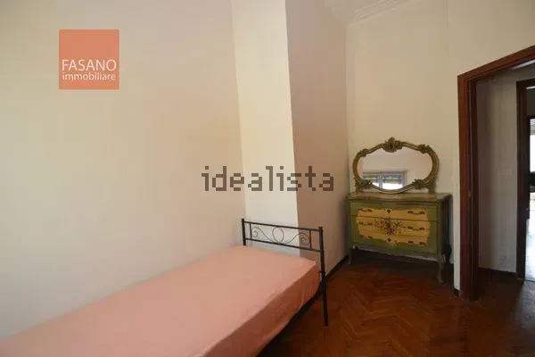 3 stanze singole in Crocetta, foto 15 di 20