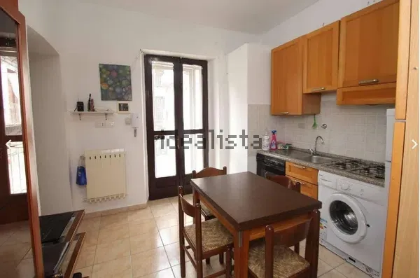 Trilocale in Barriera di Milano, foto 2 di 6