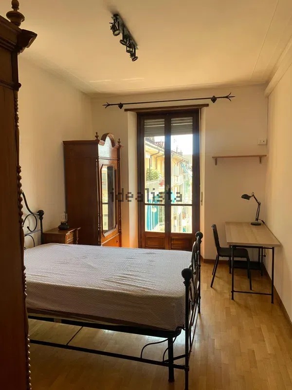 3 stanze singole in Crocetta, foto 7 di 23