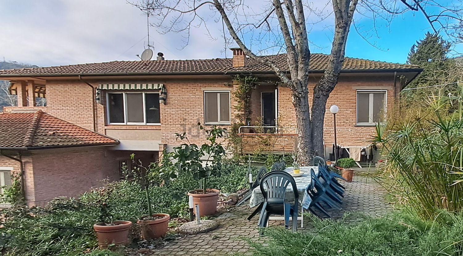 Maison jumelée à Bargecchia-Corsanico, Massarosa