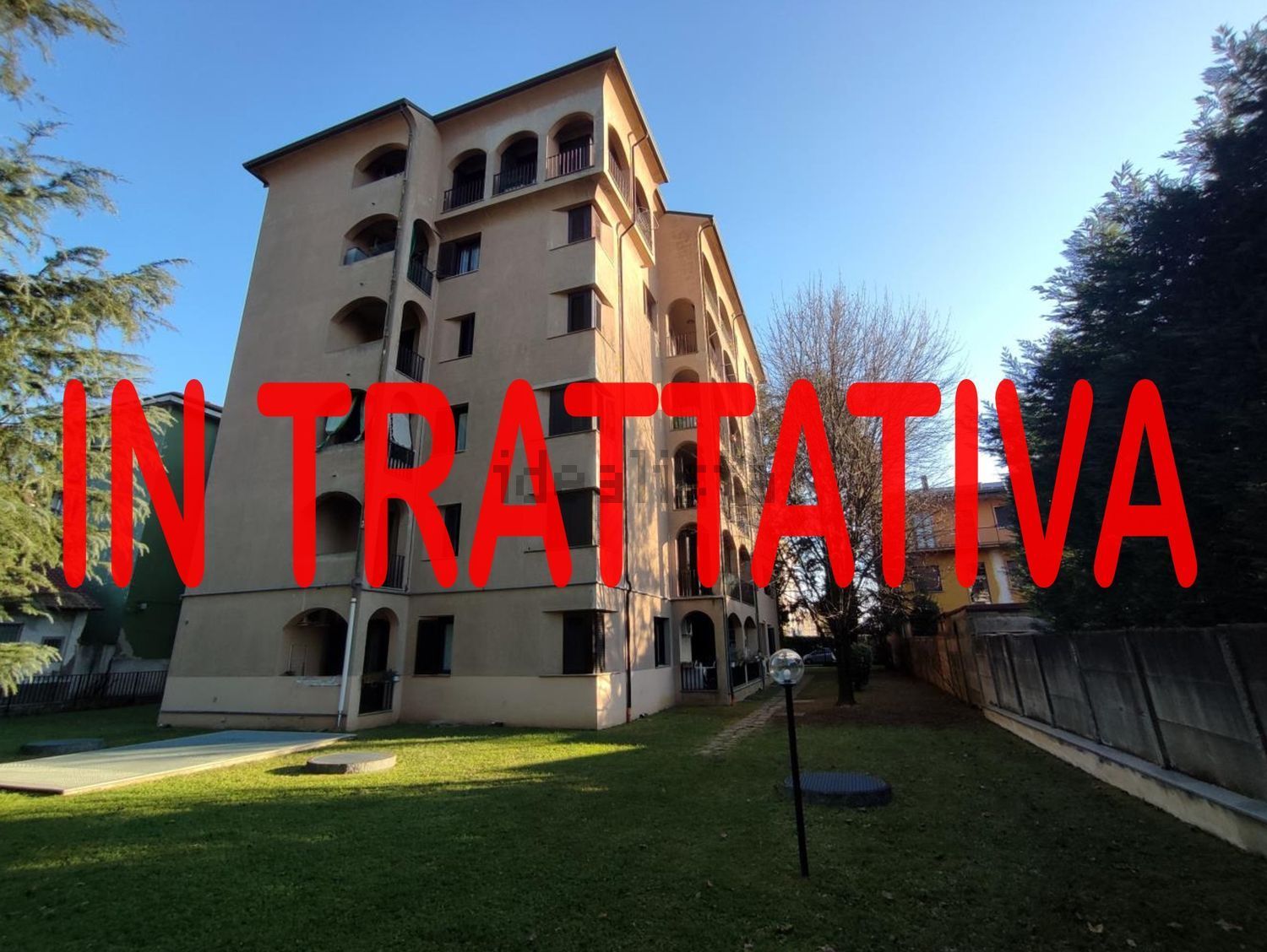 Flat in Bernasconi-Buonarroti-Bareggia, Lissone