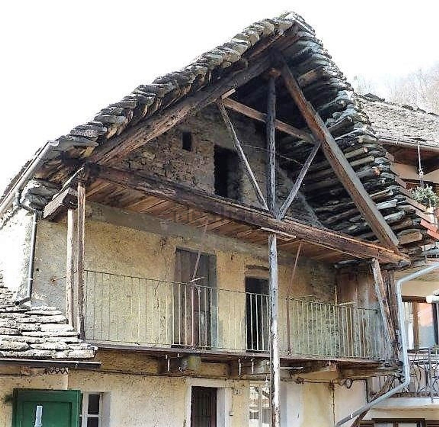 Apartamento em Varzo