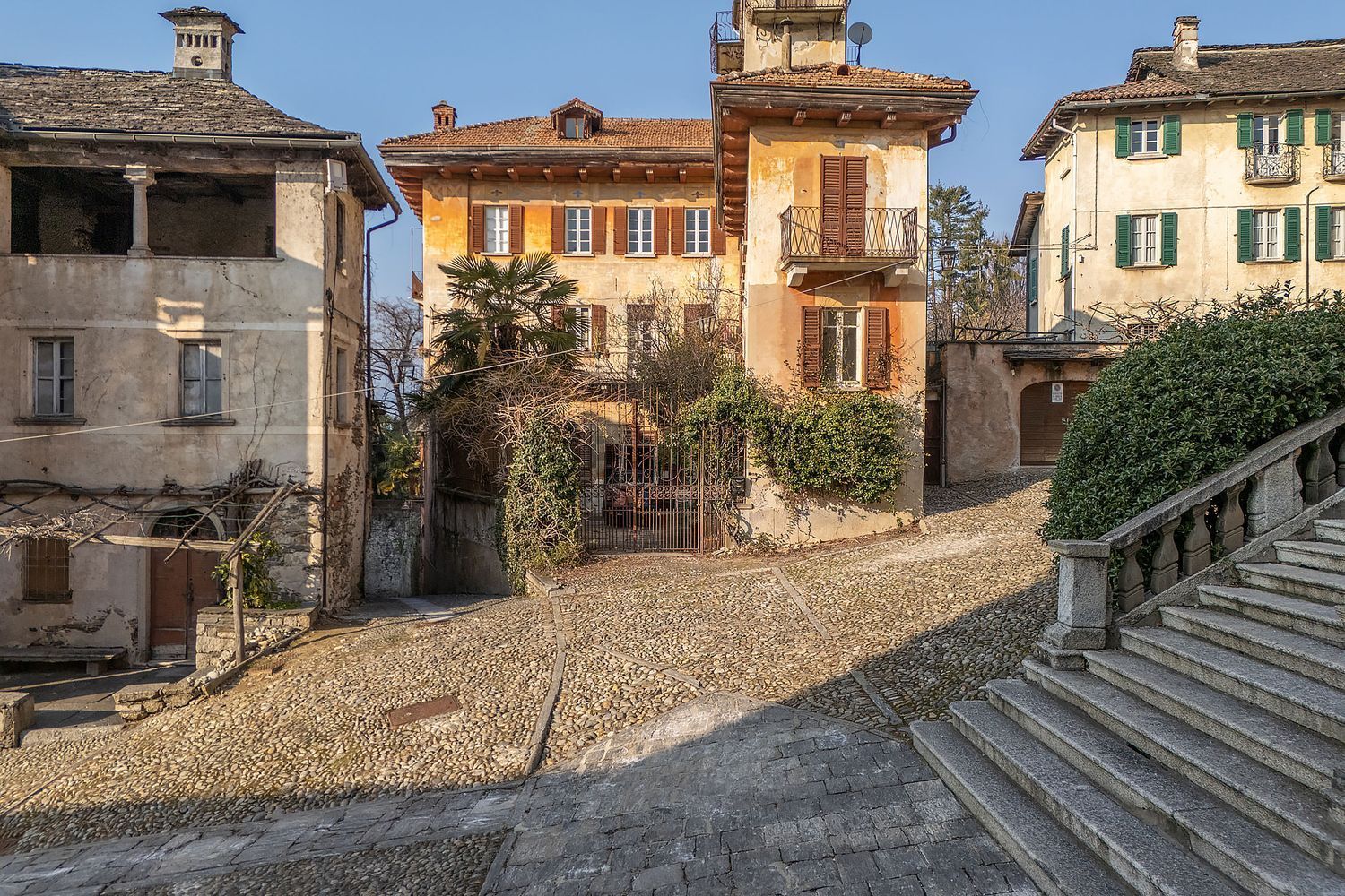 Semi-detached house in Orta San Giulio