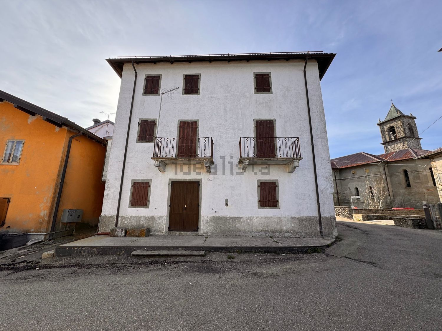 Villetta bifamiliare a Monchio delle Corti