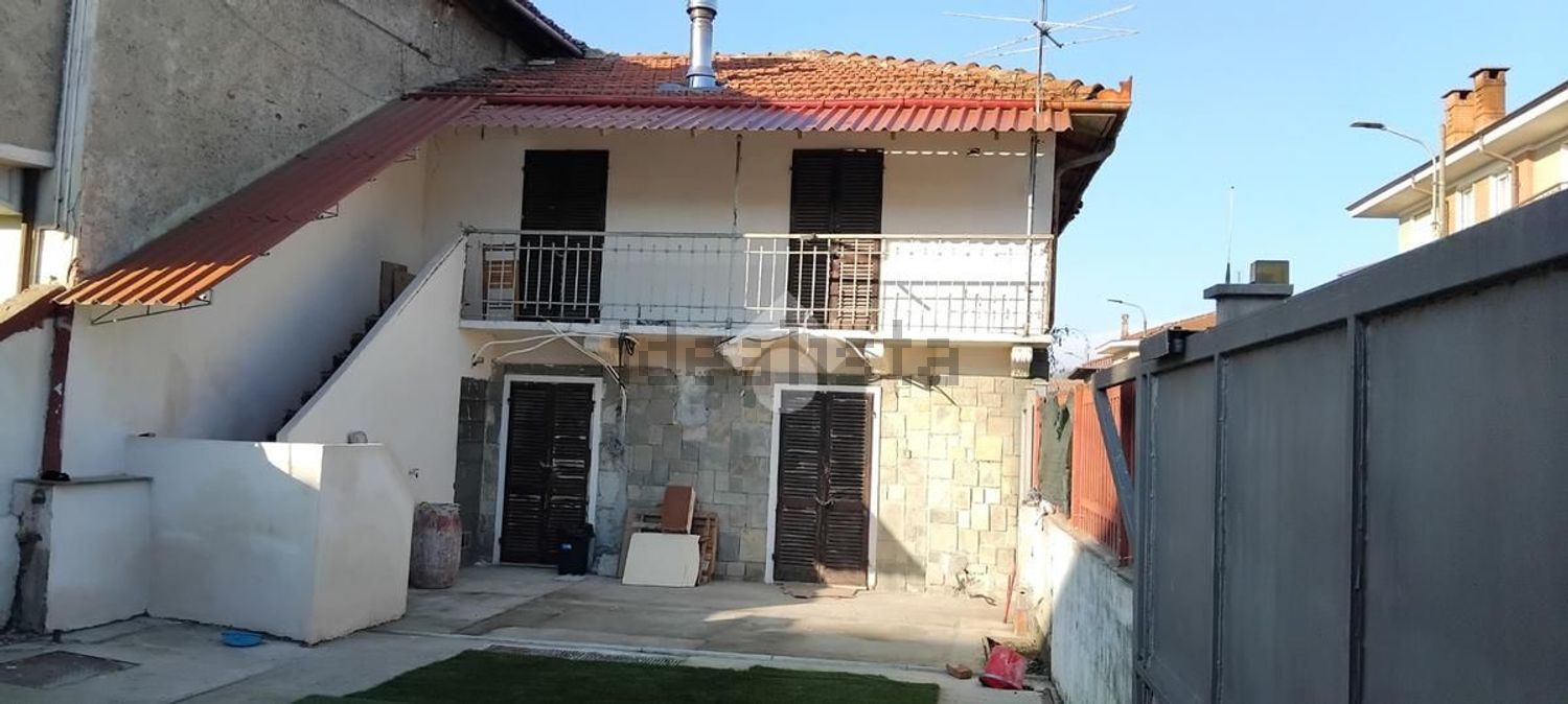 Detached house in Scalenghe