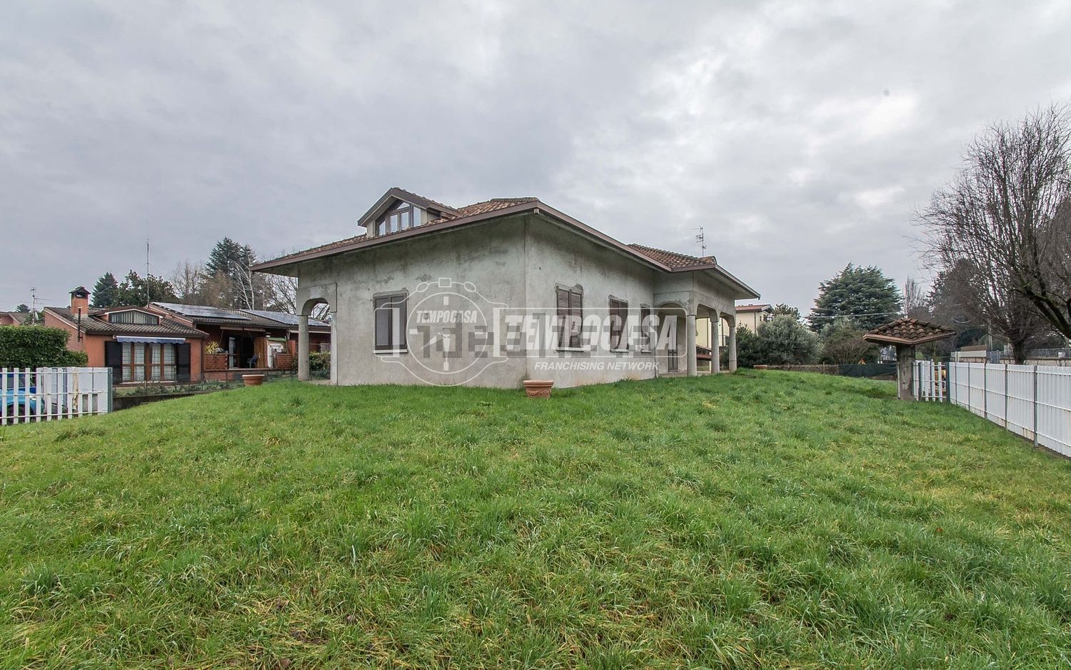 Detached house in Lurago Marinone