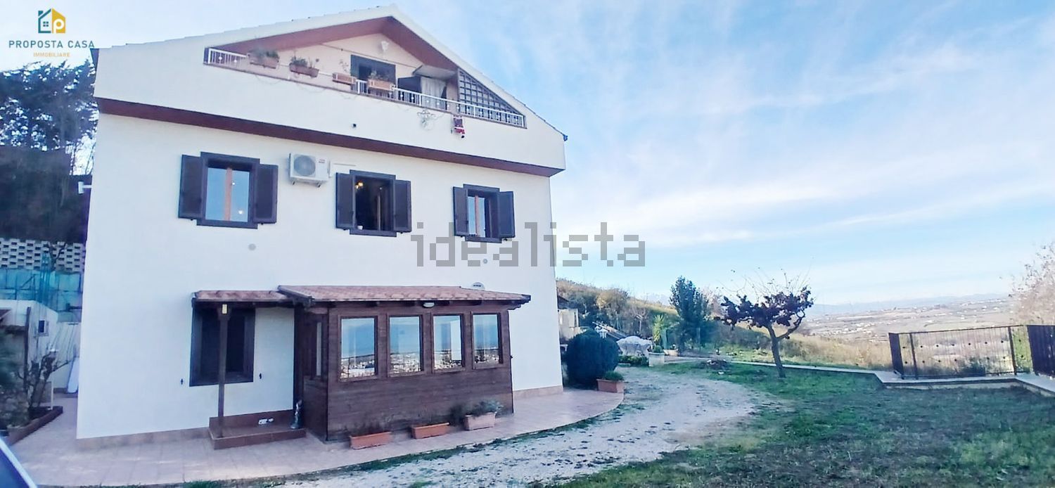 Flat in Montesilvano Colle-Via Alcide de Gasperi, Montesilvano