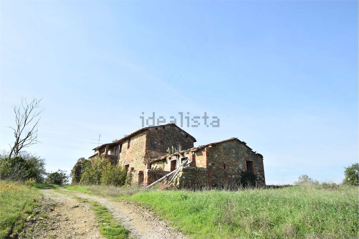 Rustici e casali a Piegaro