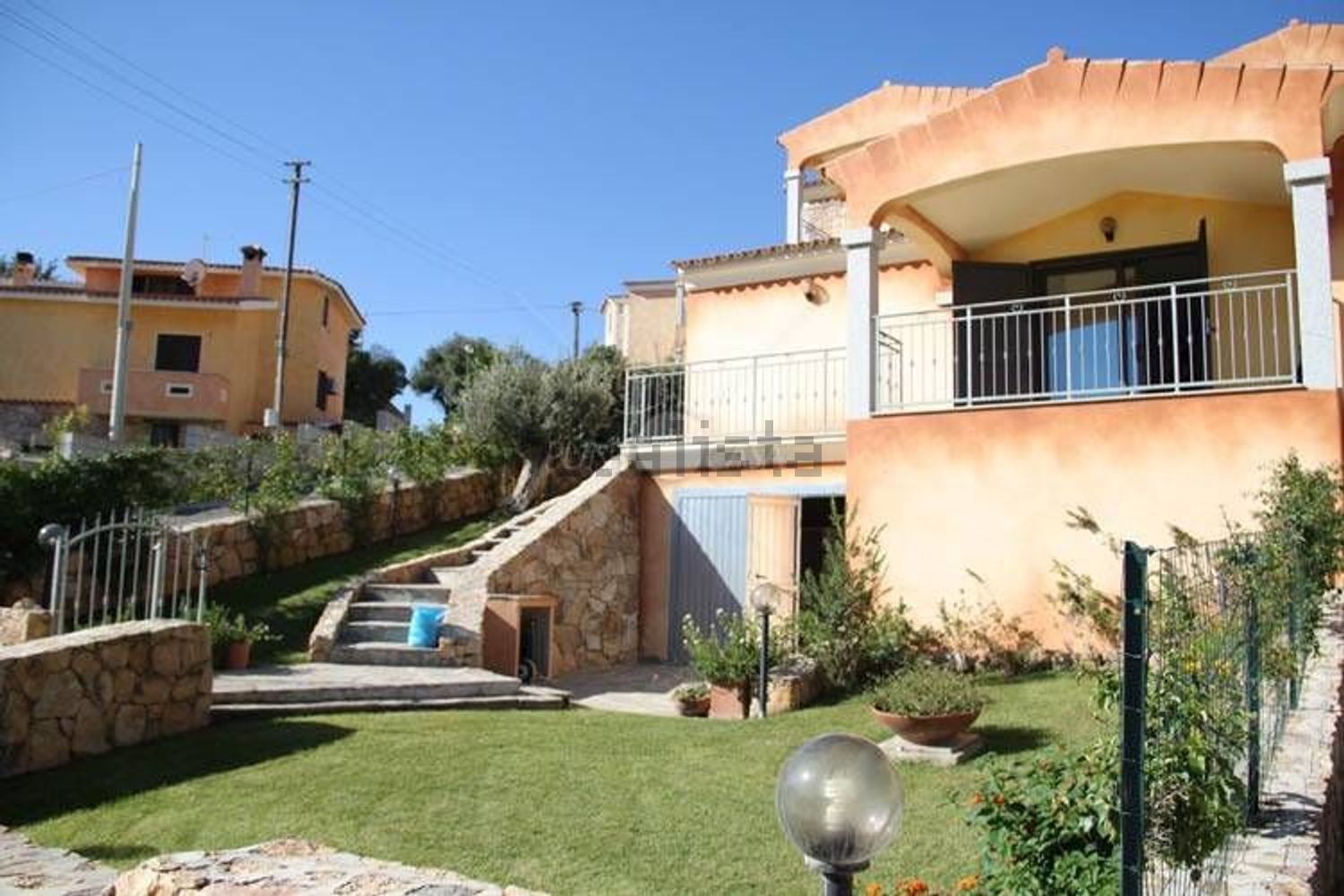 Chalet adosado en Budoni