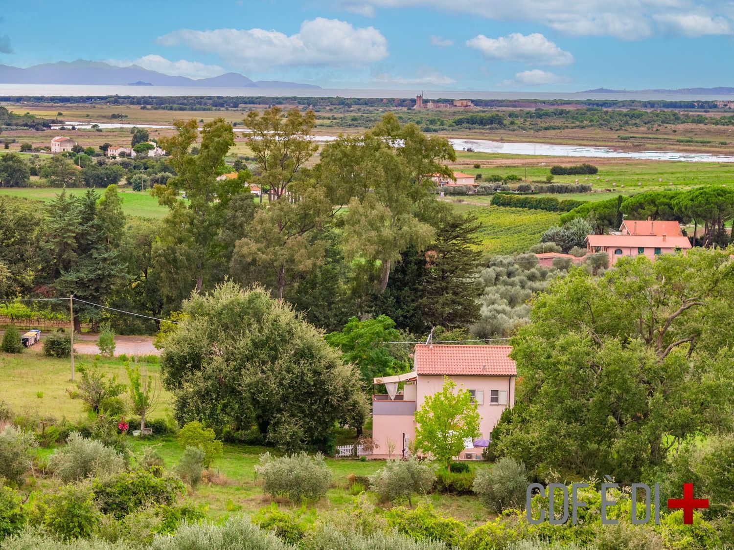 Moradias em Puntone, Scarlino