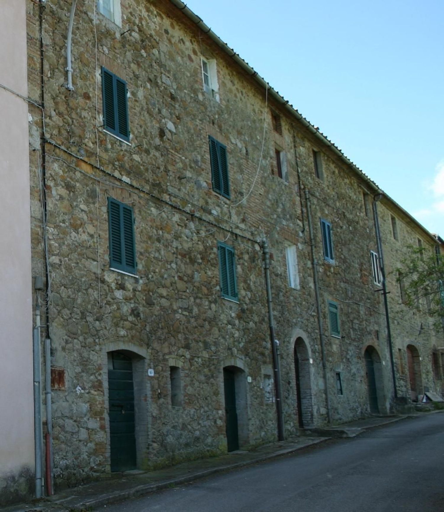 Rustici e casali a Chiusdino