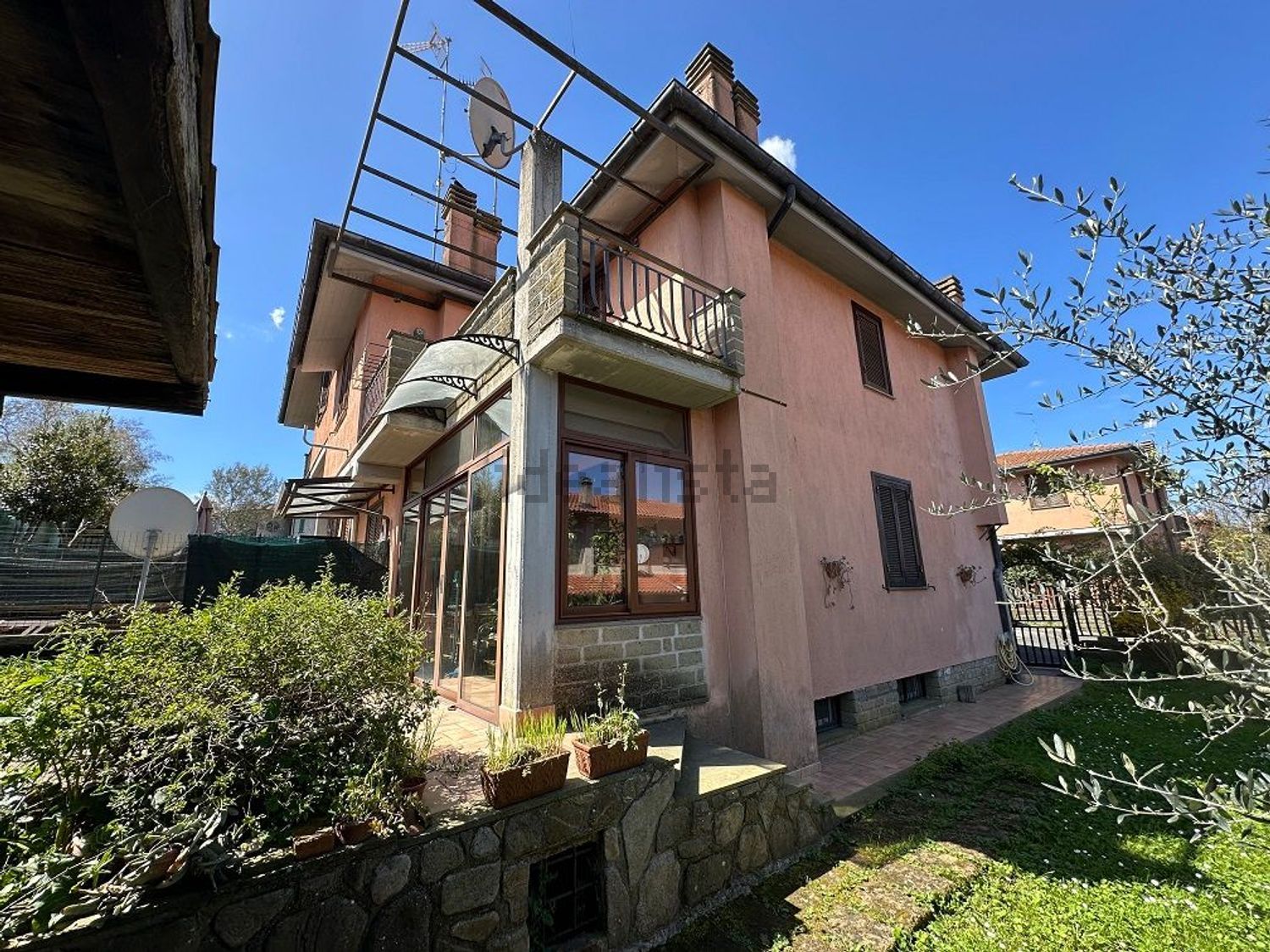 Reihenhaus in Oriolo Romano