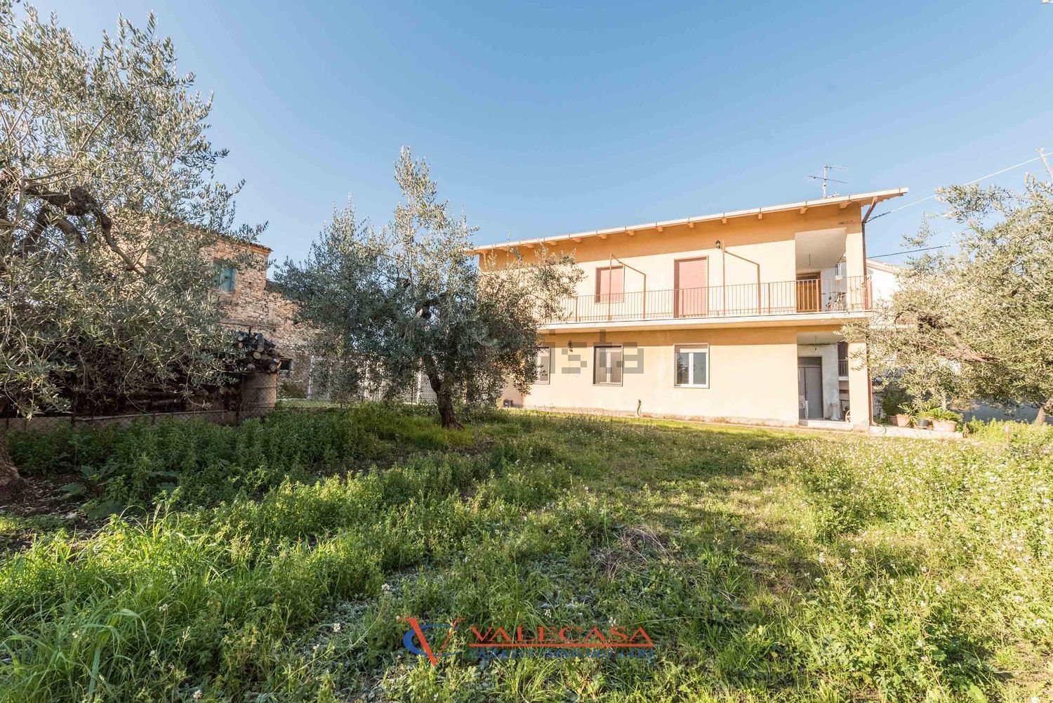Reihenhaus in Canosa Sannita