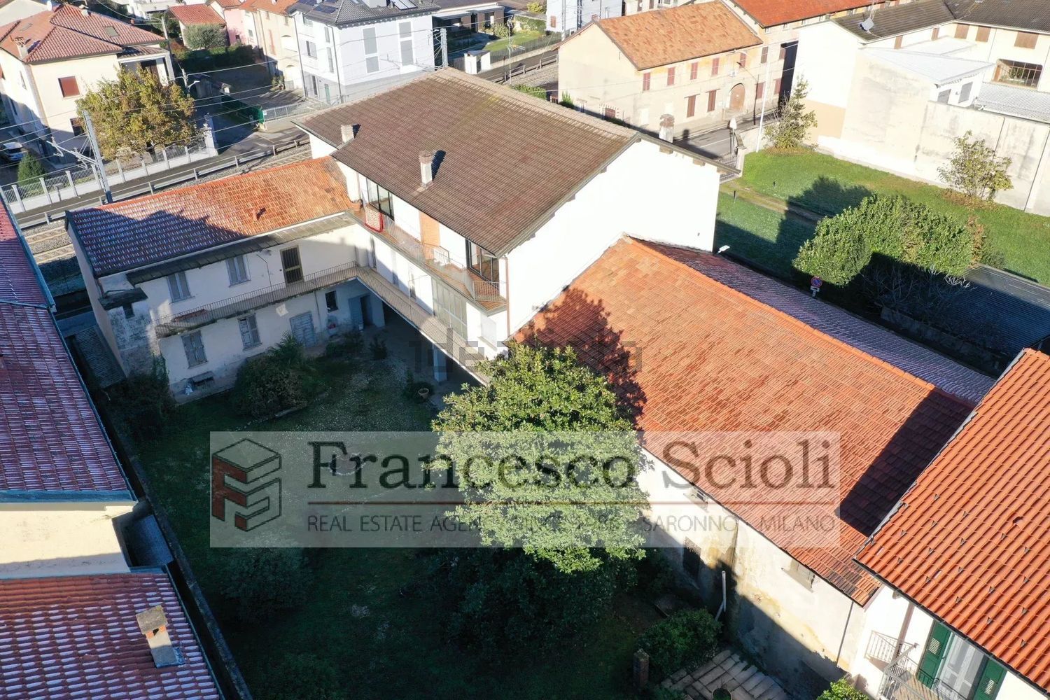 Villetta indipendente a Rovello Porro