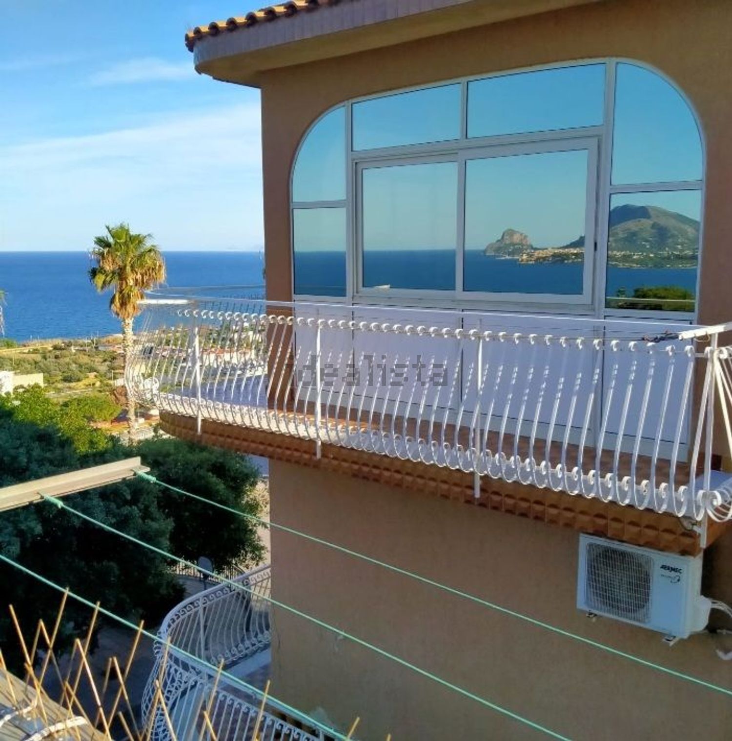 Flat in Altavilla Milicia