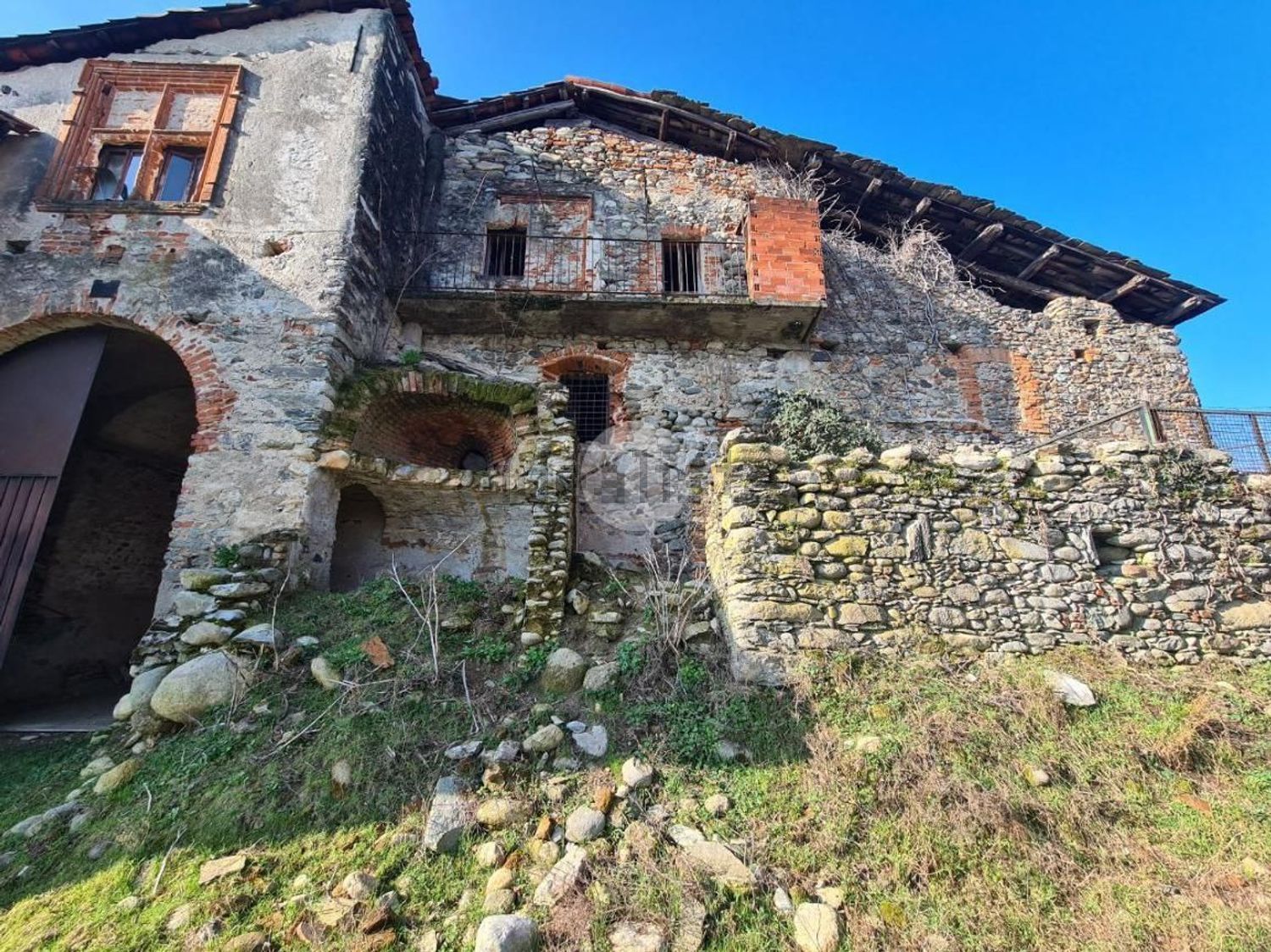 Moradia geminada em Cuorgnè