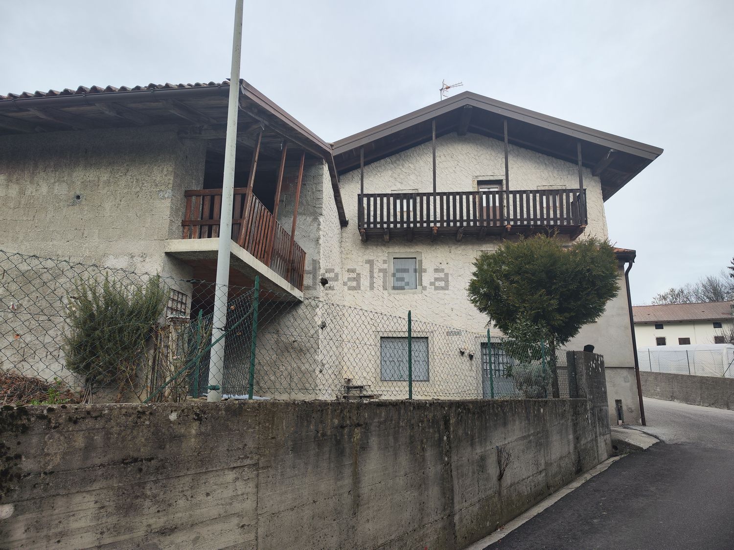 Chalet independiente en Enemonzo