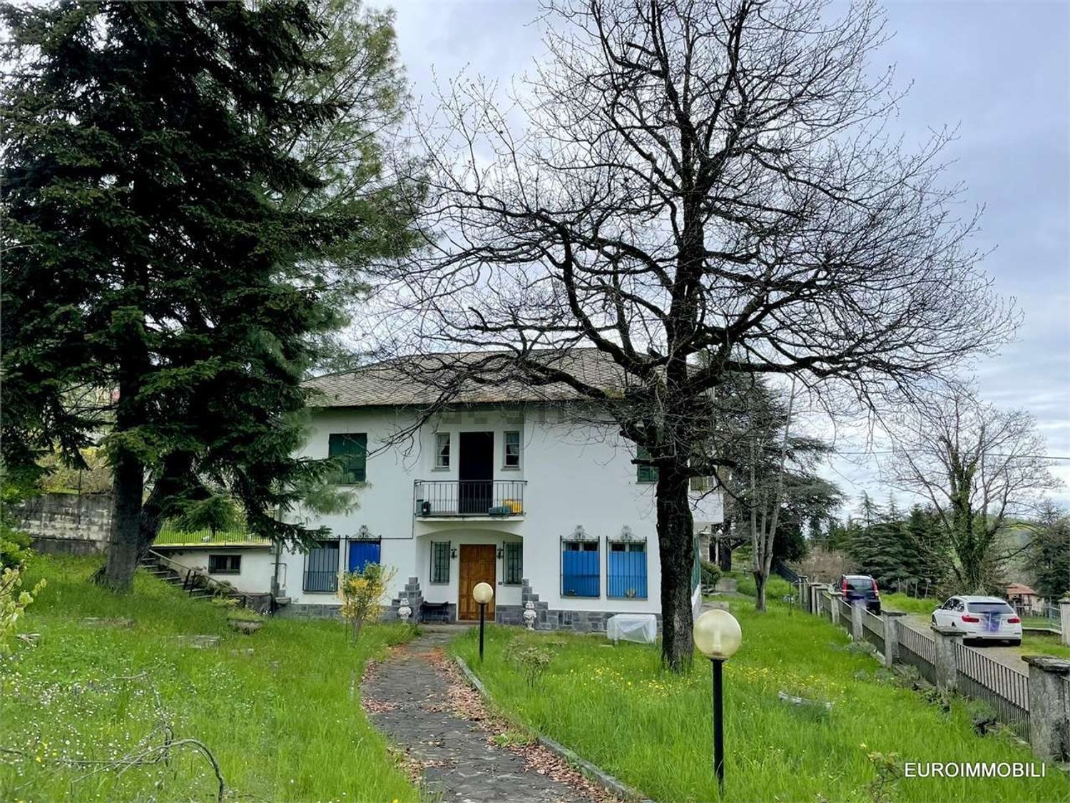 Houses in Tizzano Val Parma