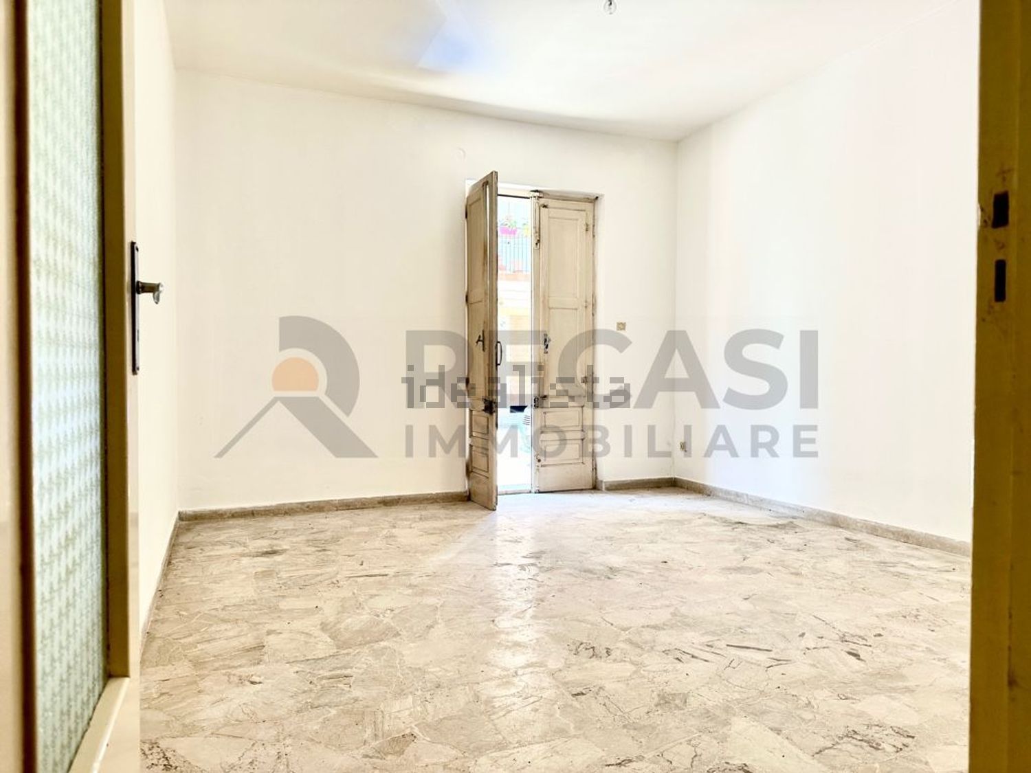 Piso en Isola, Augusta