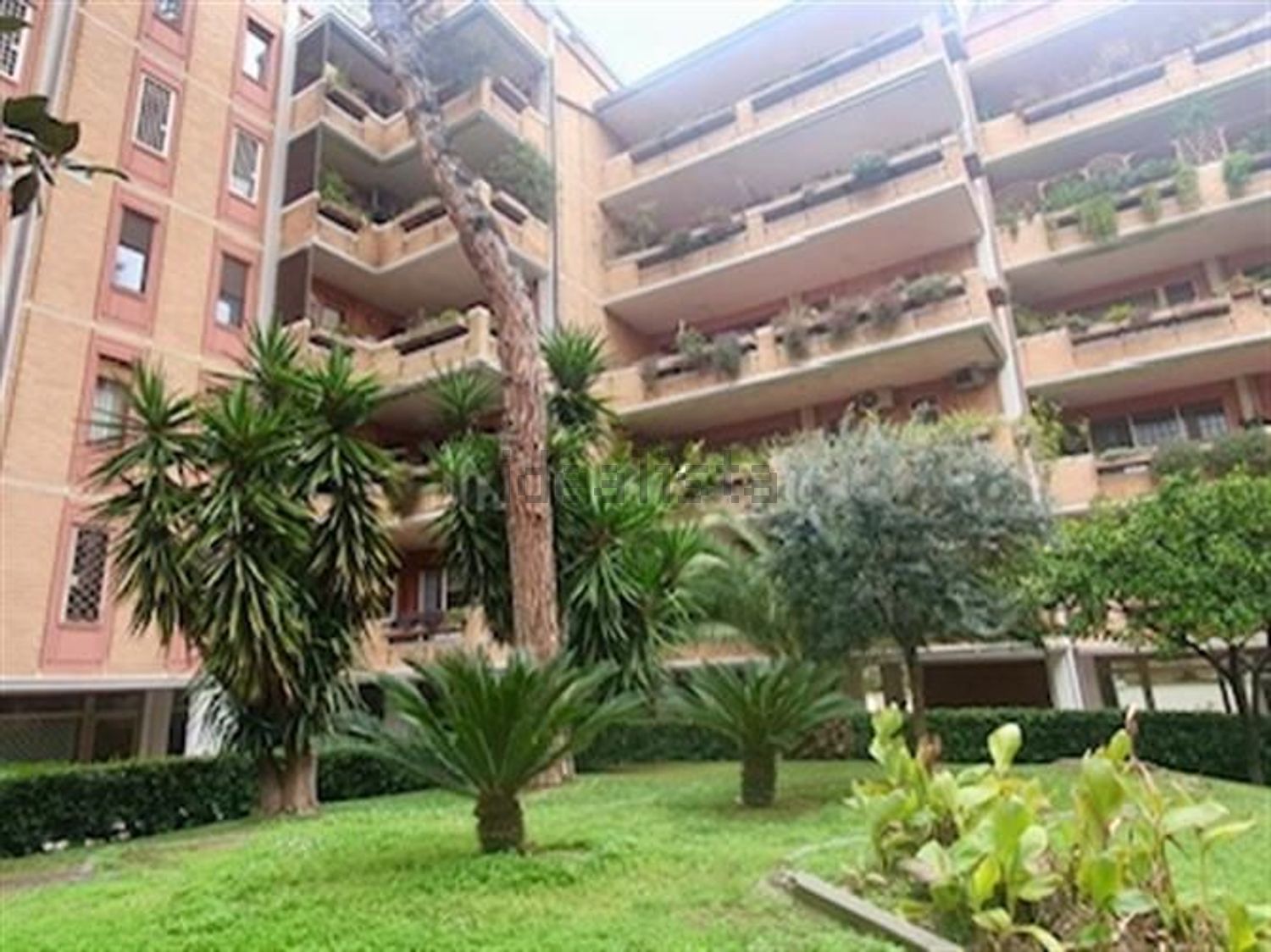 Appartement à Ardeatino - Appio Pignatelli - Cecchignola, Roma