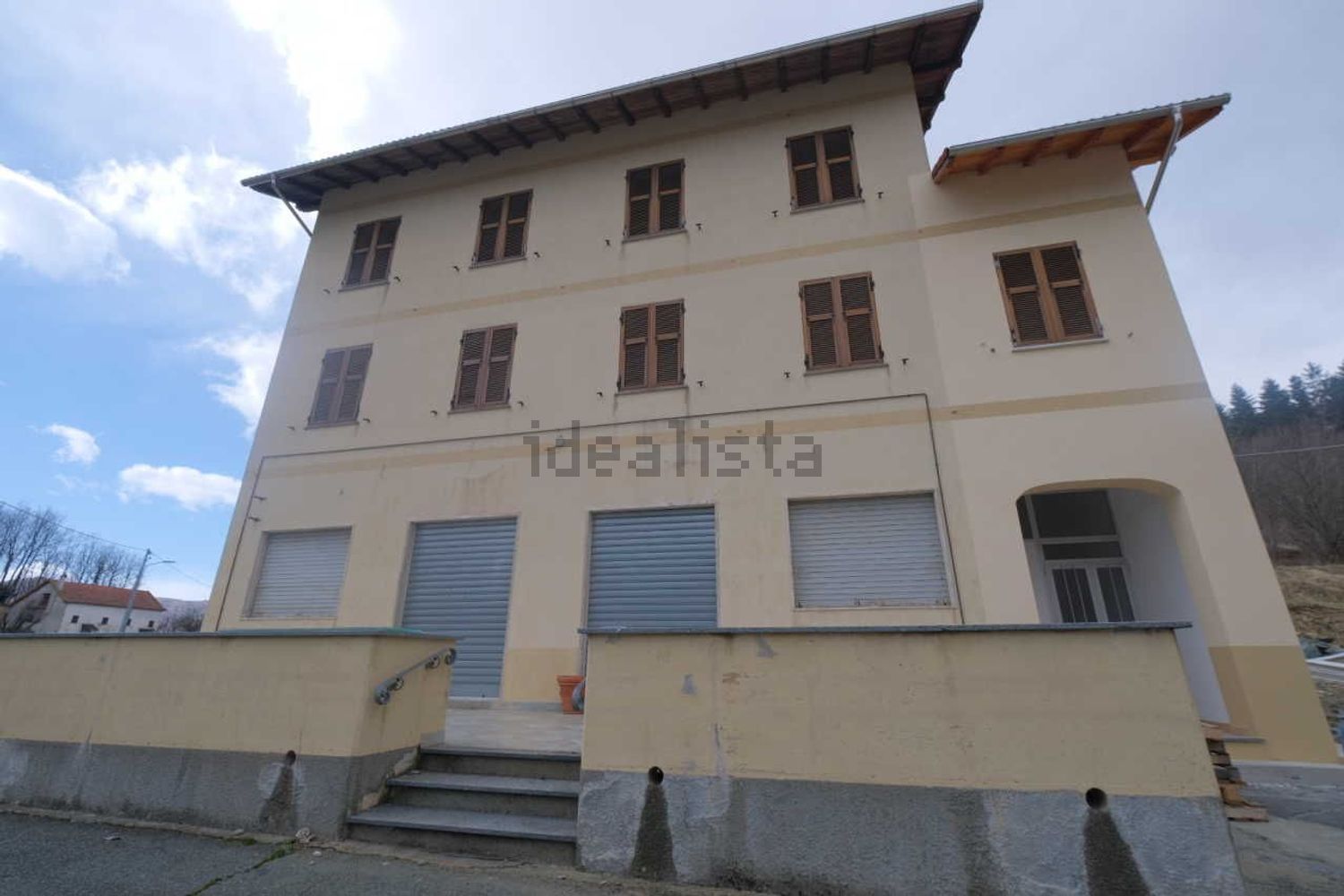Detached house in Urbe