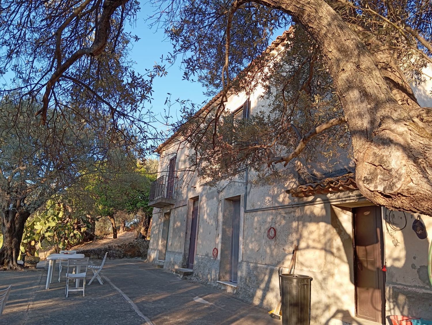 Quintas e casas rústicas em Siderno