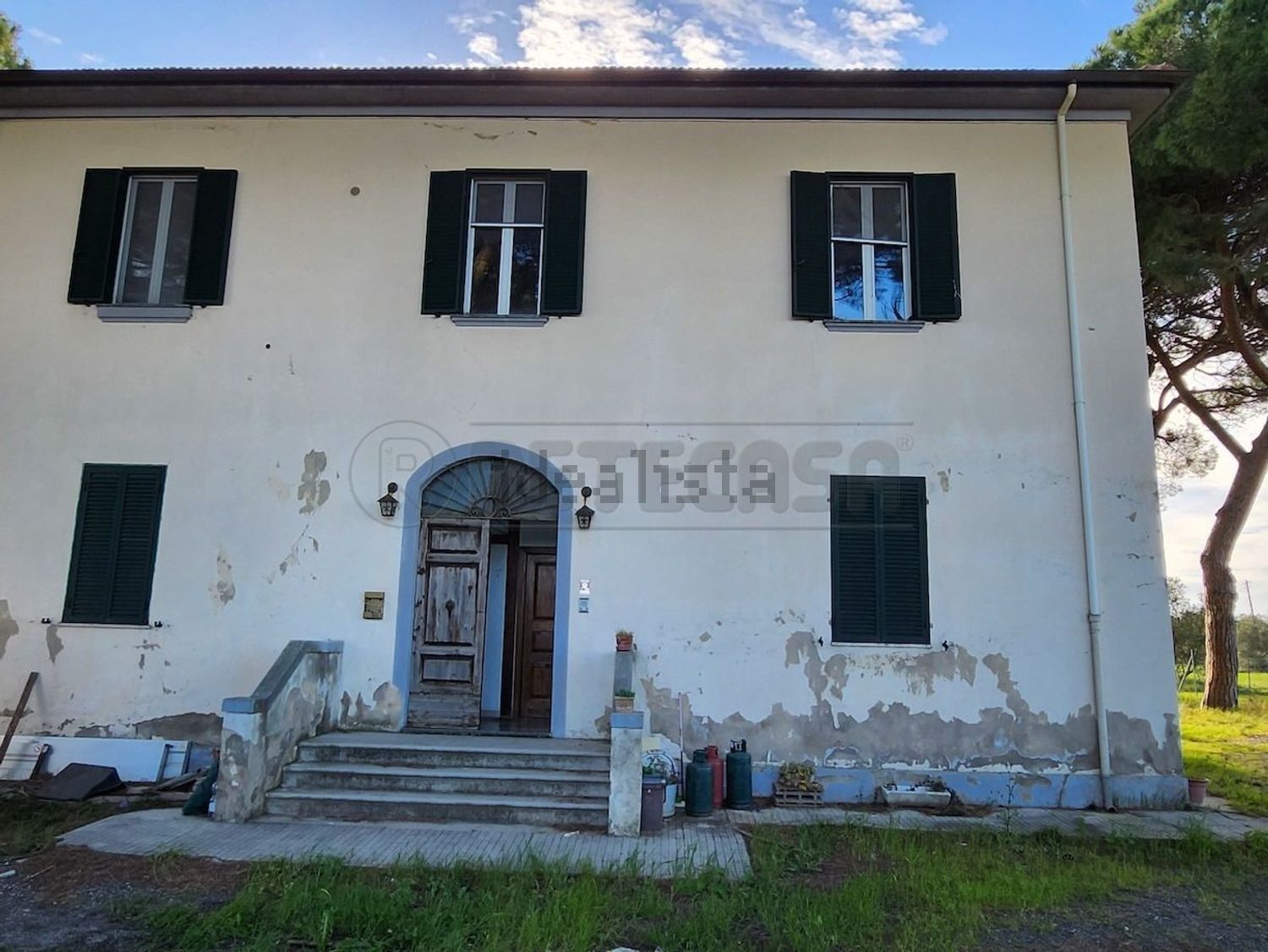 Rustici e casali a San Pietro in Palazzi-Collemezzano-Buca del Gatto, Cecina