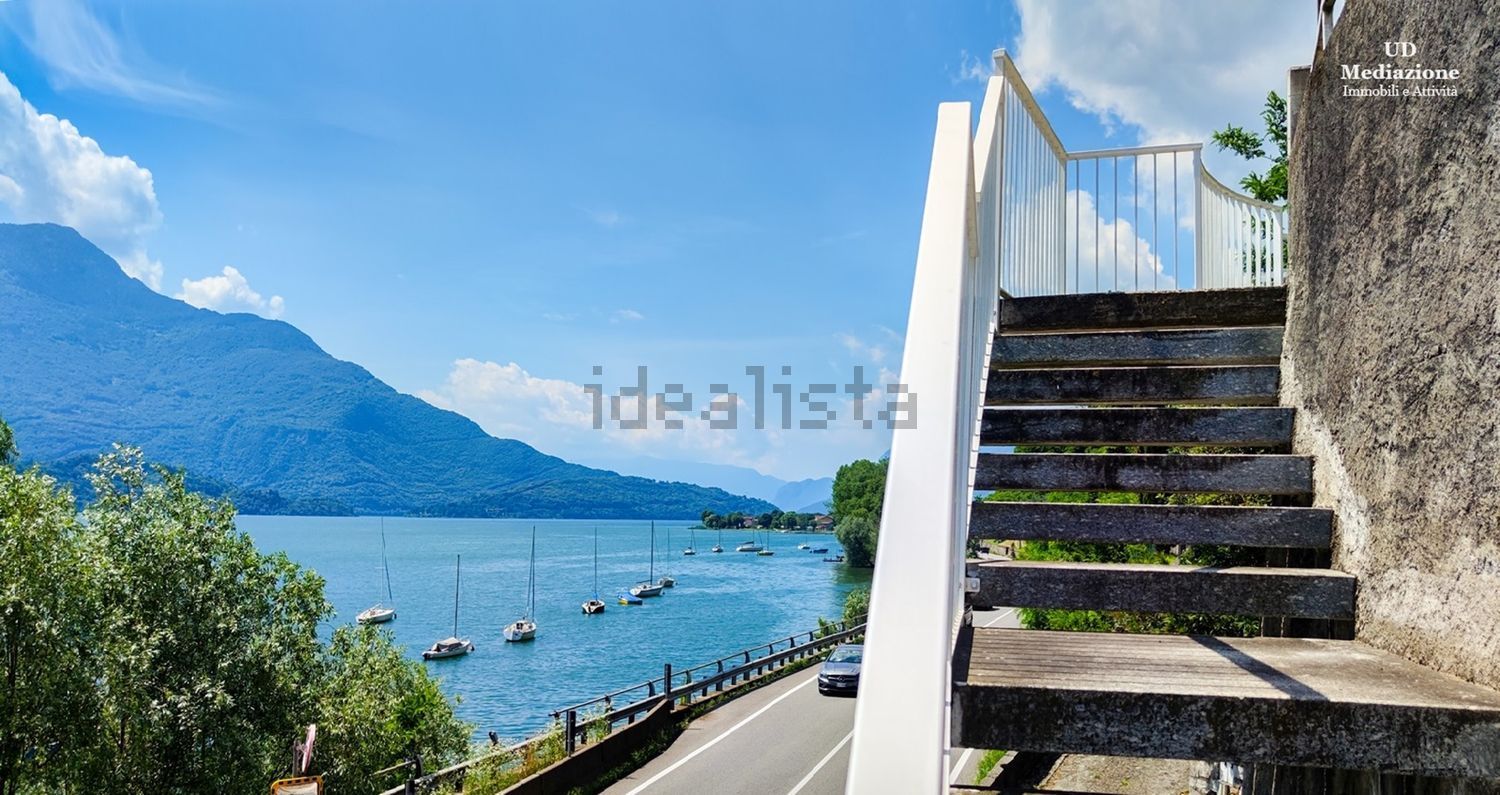 Semi-detached house in Vercana