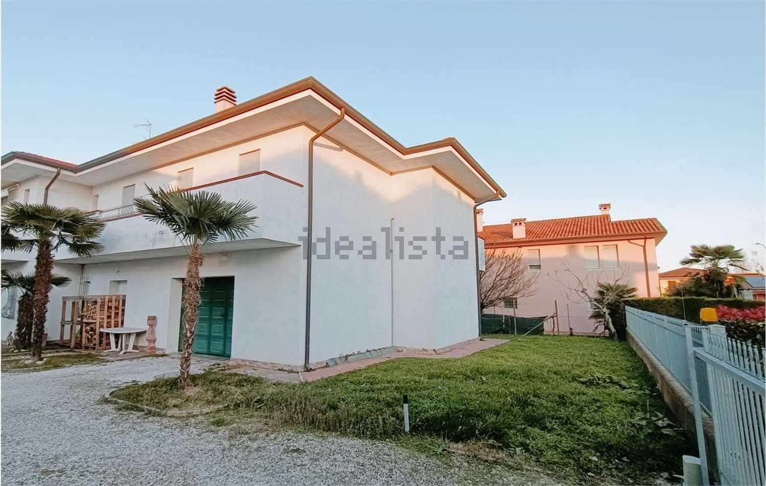 Villetta bifamiliare a Costa di Rovigo