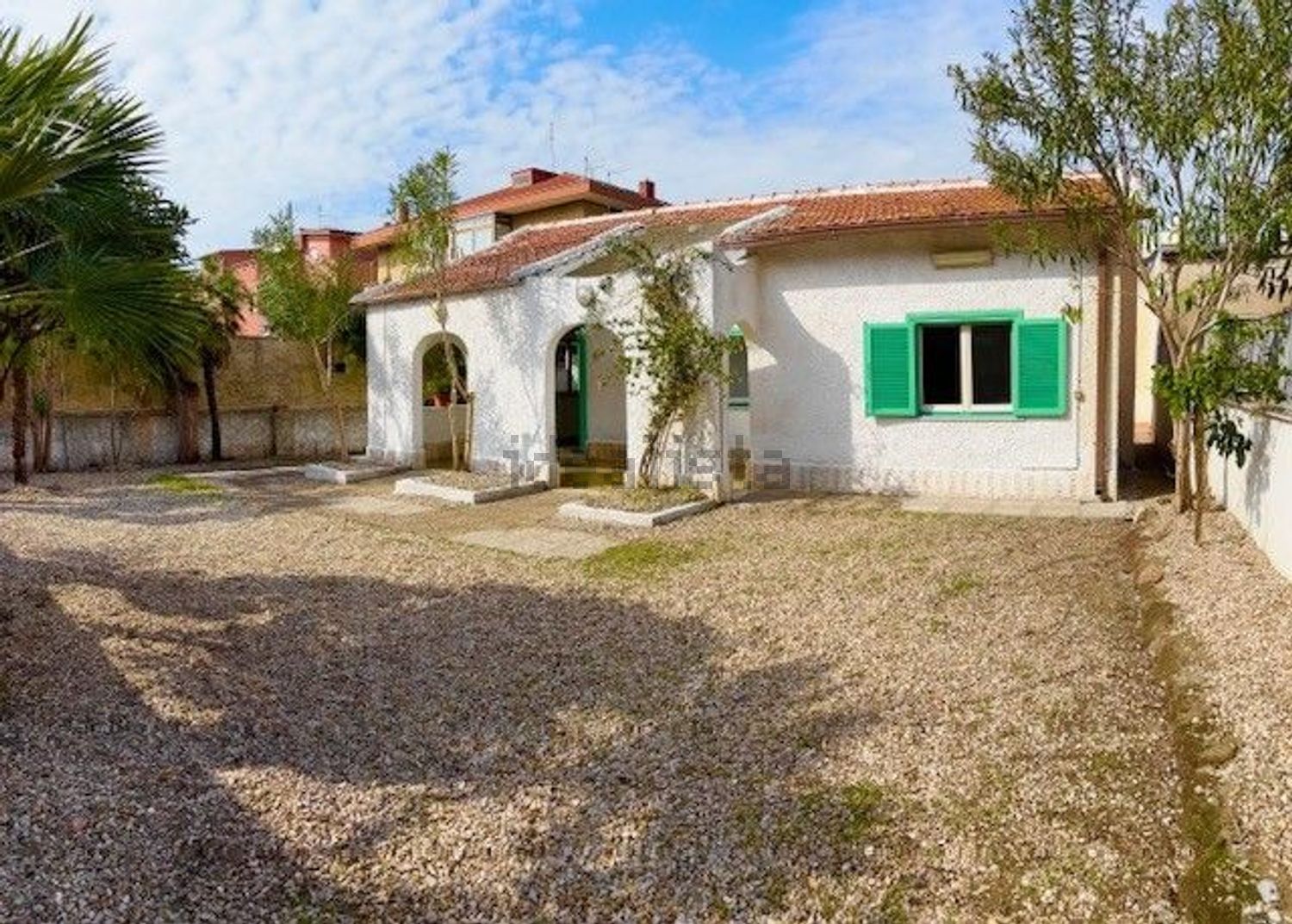 Villetta indipendente a Isola Sacra, Fiumicino