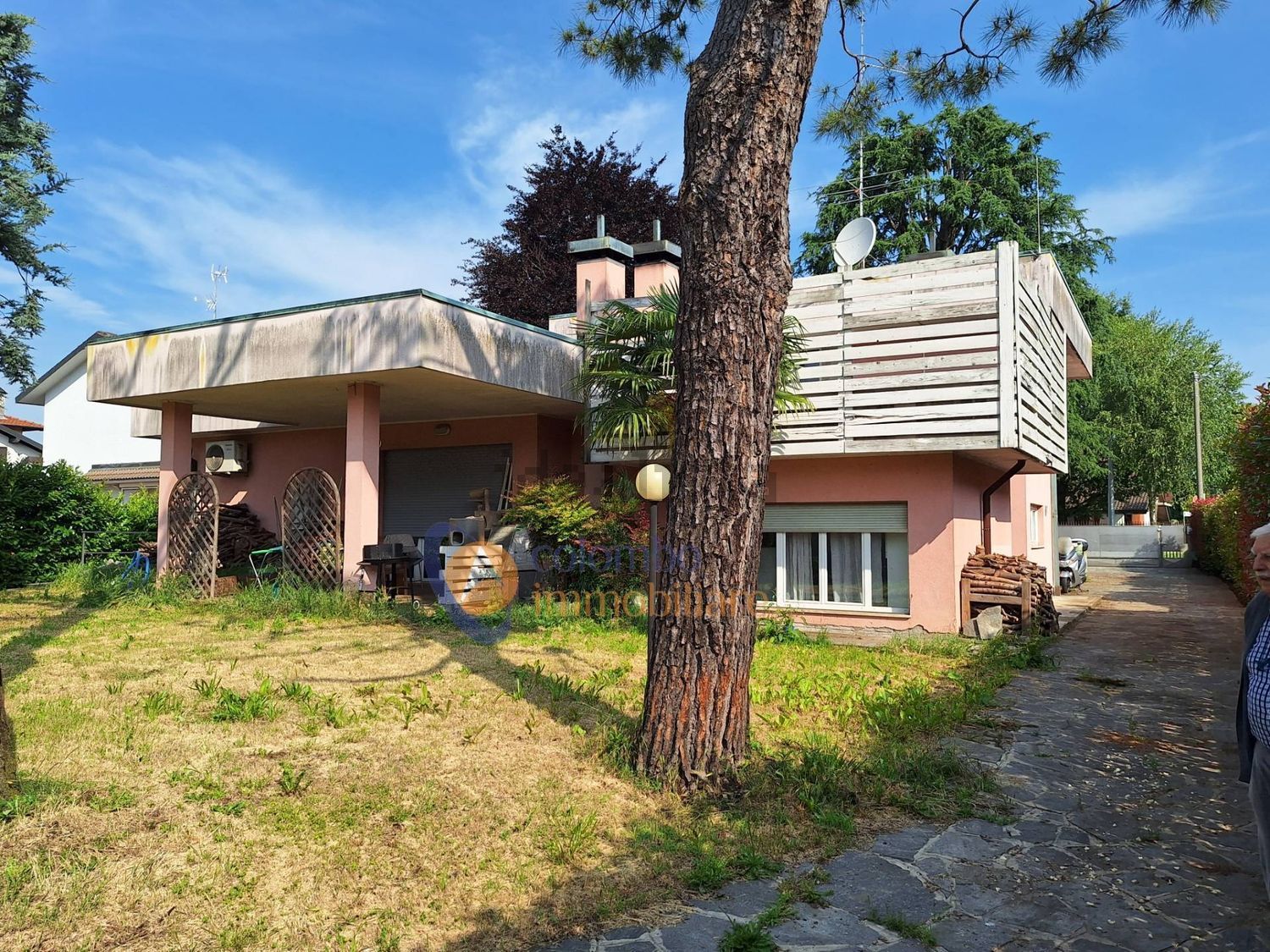 Villetta indipendente a Gorla Minore