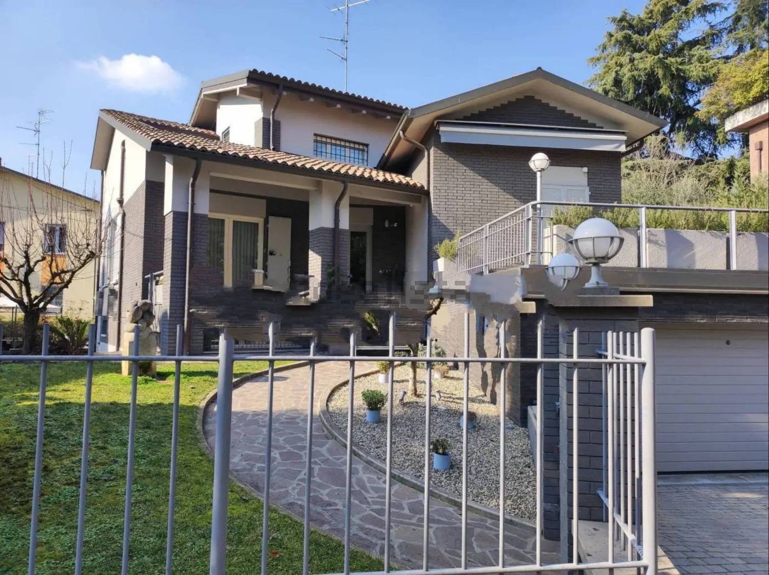 Case e ville a San Pellegrino-Crocetta-Baragalla, Reggio Emilia