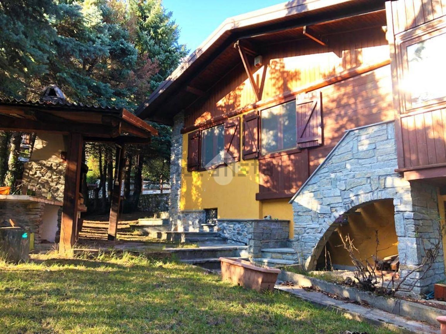 Houses in Centro, Oulx
