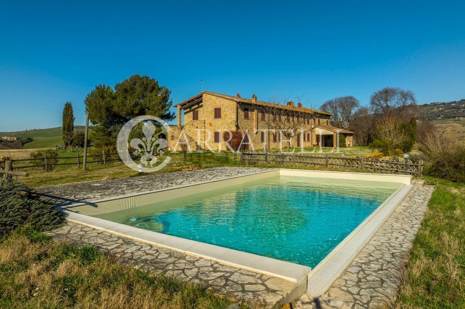 Rustici e casali a Saline, Volterra