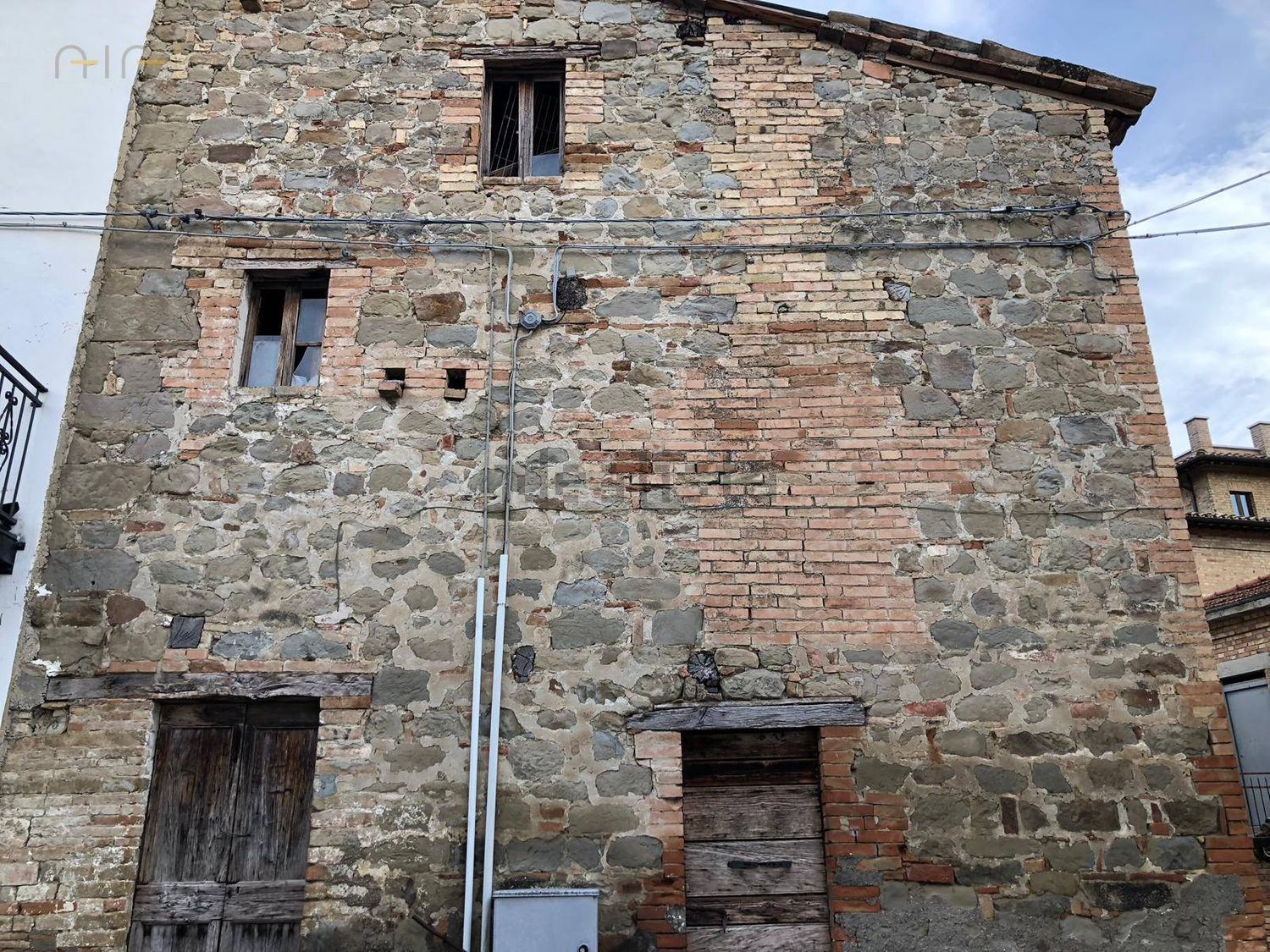Rustici e casali a Comunanza