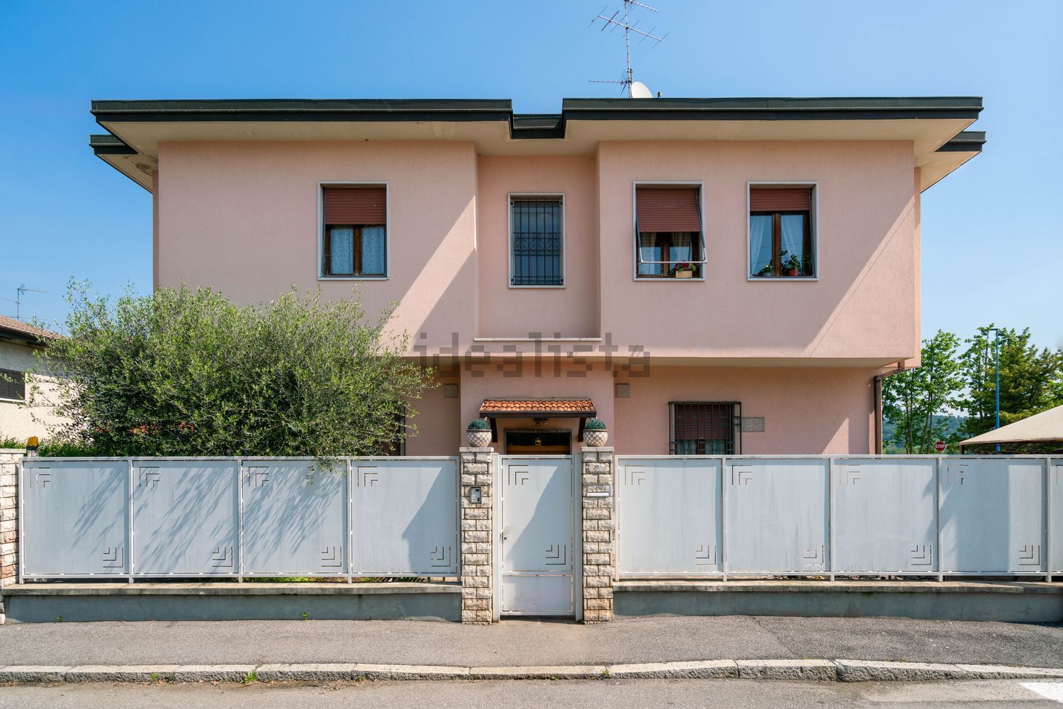 Villetta indipendente a Urago - Badia - Violino, Brescia