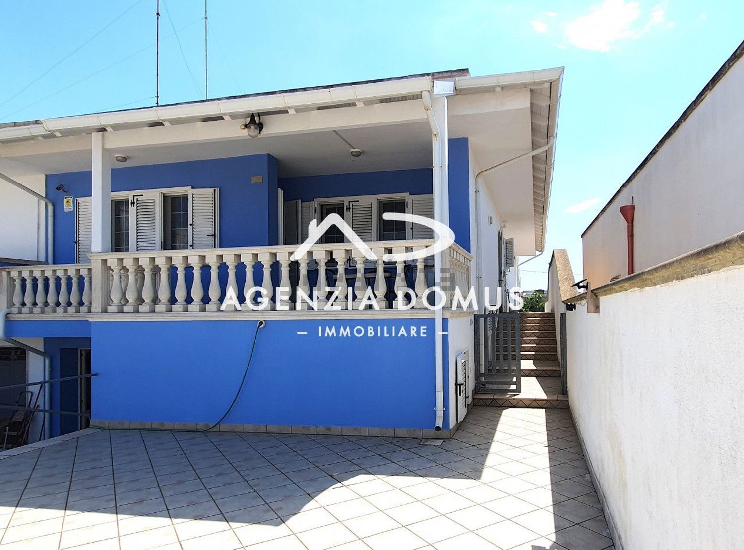 Semi-detached house in Alliste