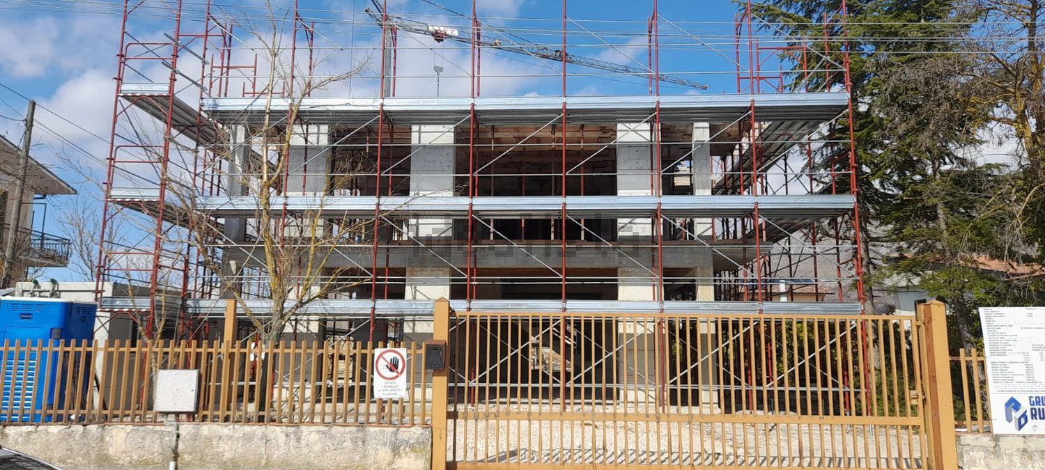 Chalet adosado en Avezzano