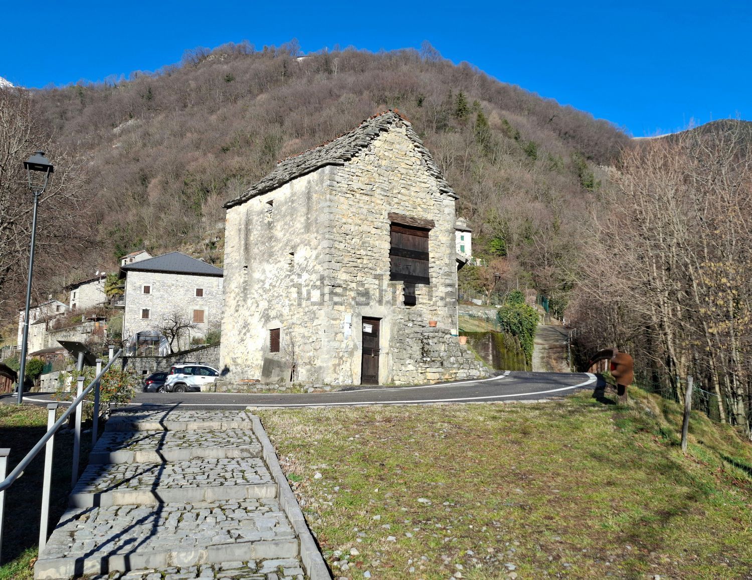 Country homes in Rota d'Imagna