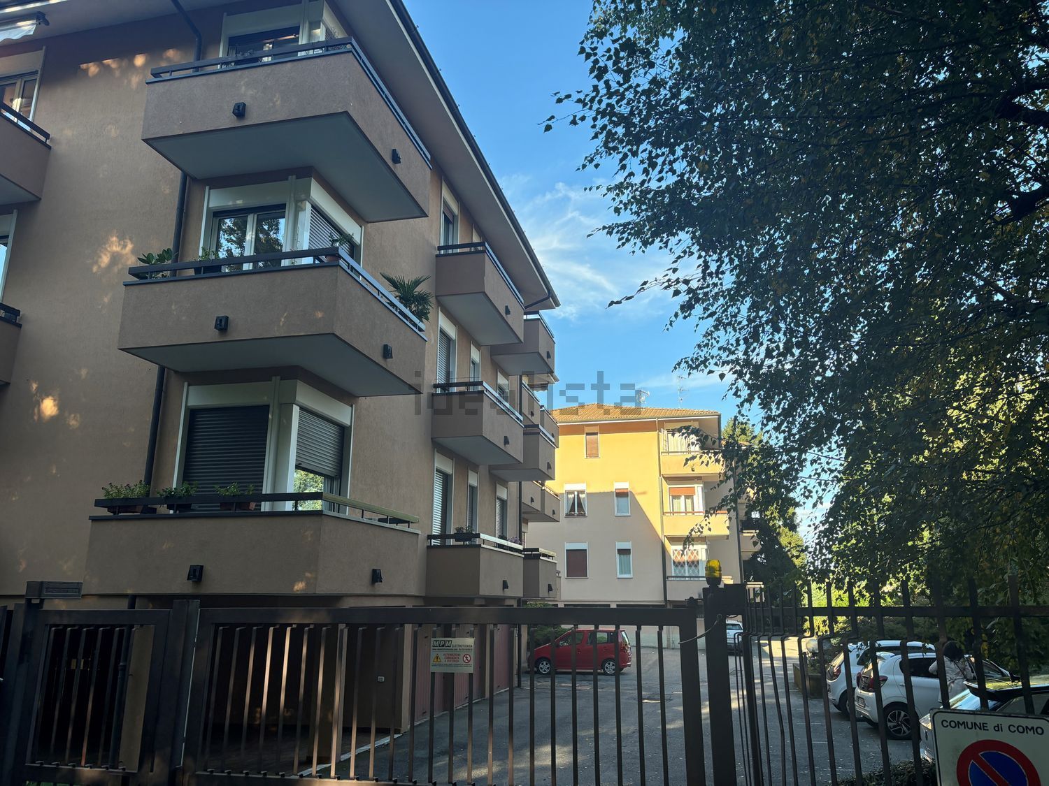 Appartamento a Albate-Muggiò, Como