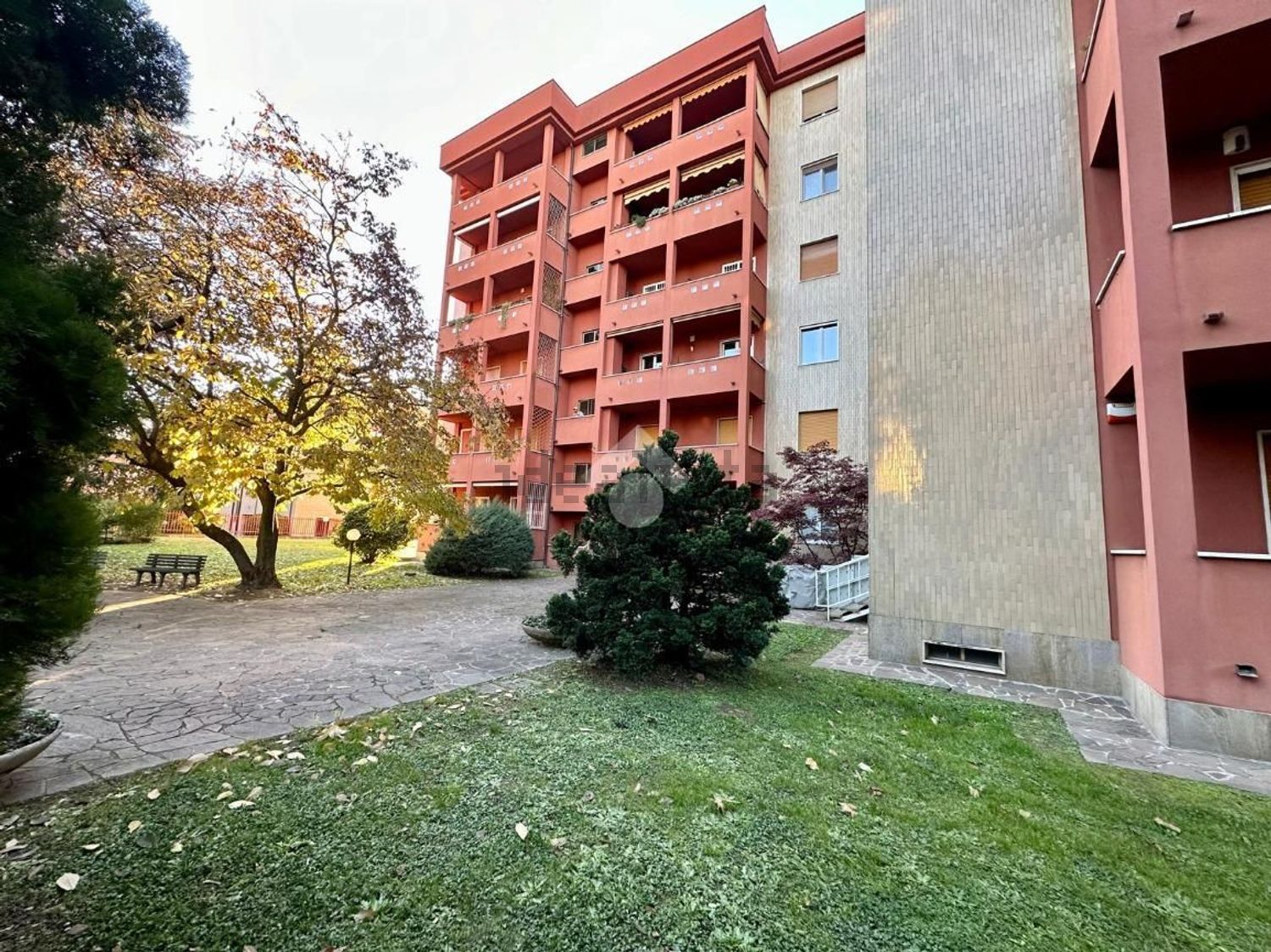 Appartamento a Cederna-Stadio, Monza