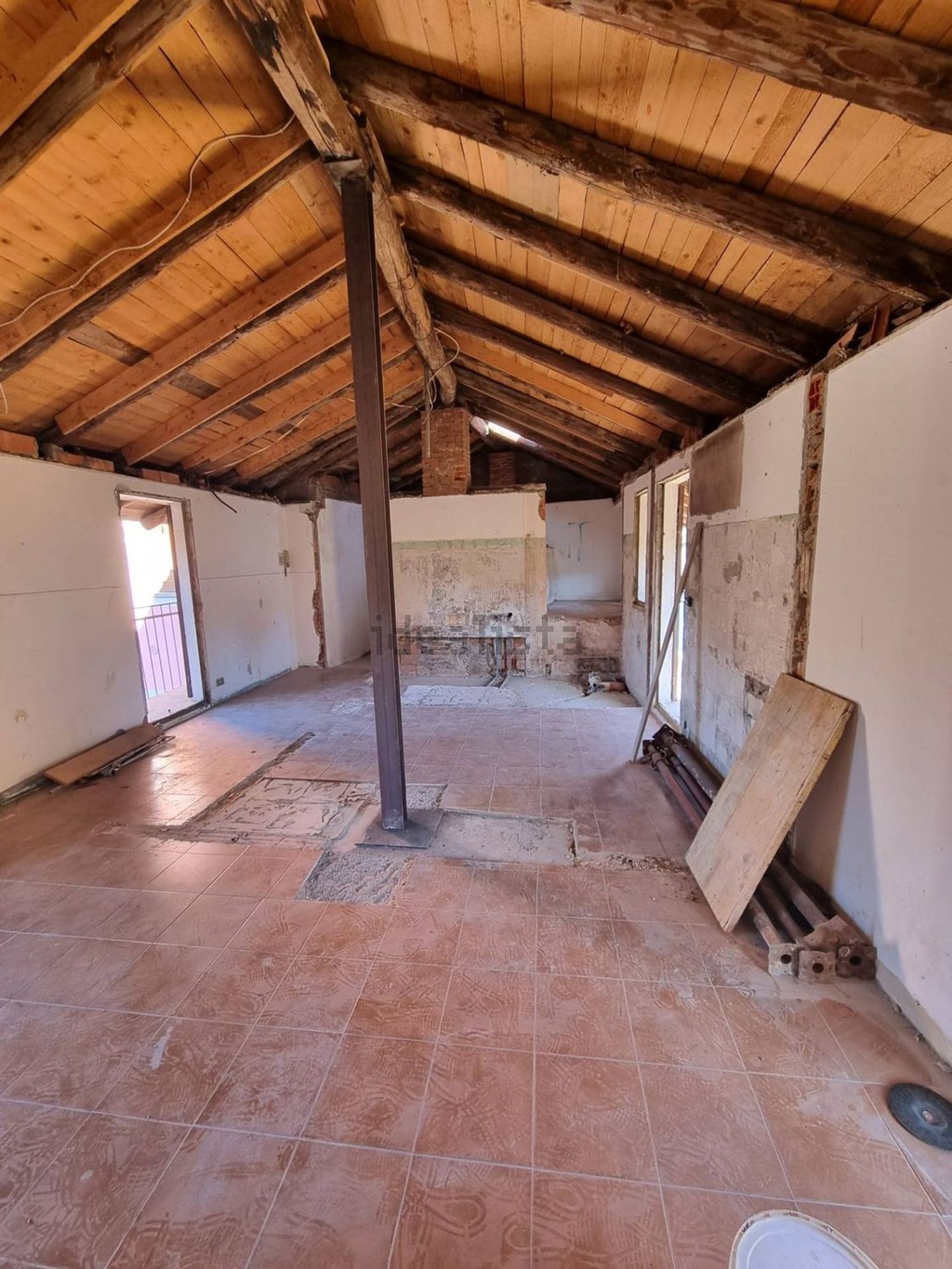 Casa di campagna a Lavena Ponte Tresa
